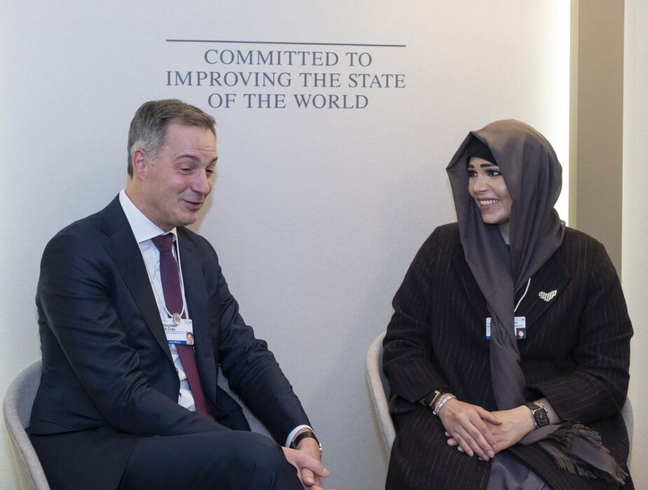 لطيفة بنت محمد تلتقي مدير برنامج الأمم المتحدة الإنمائي 